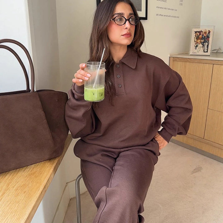 Women's Casual Polo Sweatset made of Organic Cotton Fleece with Oversized Sweater and High-Waist Jogger Mune Fashion