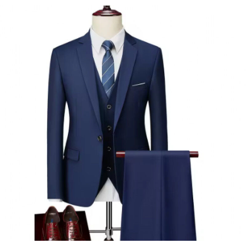 Men's tailored lightweight summer three-piece suit made of microfiber with slim lapels Mune Fashion