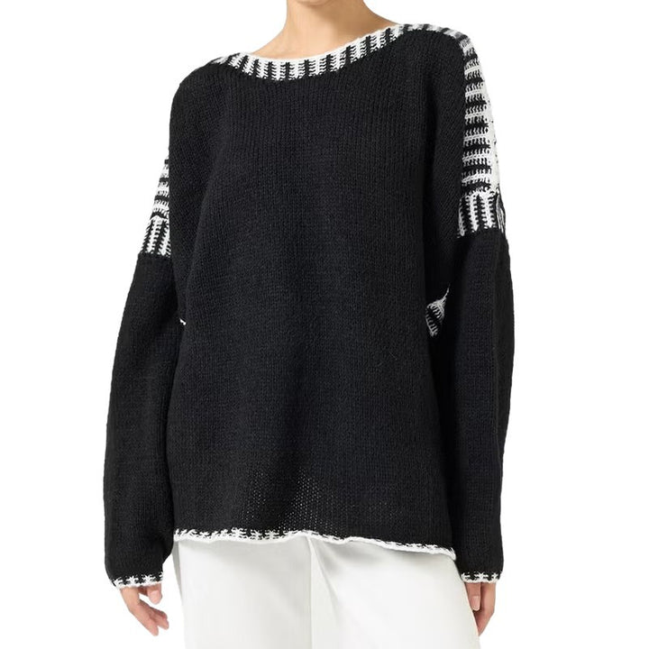 Women Oversize chunky knit sweater with contrast stripes on shoulders and hem