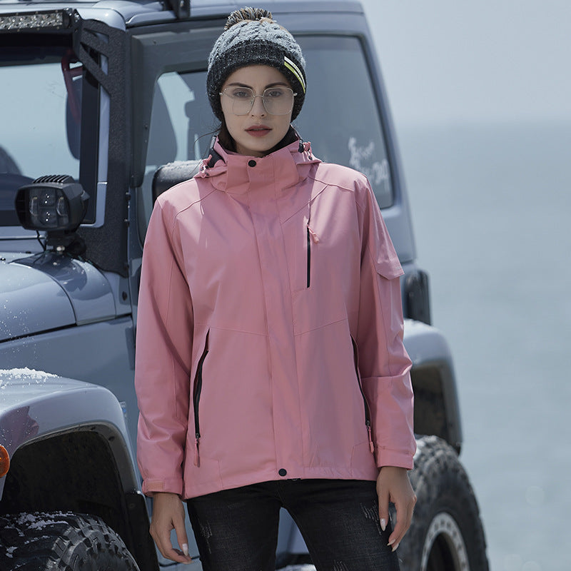 Ladies' technical rain and leisure jacket with adjustable hood and multiple pockets Mune Fashion