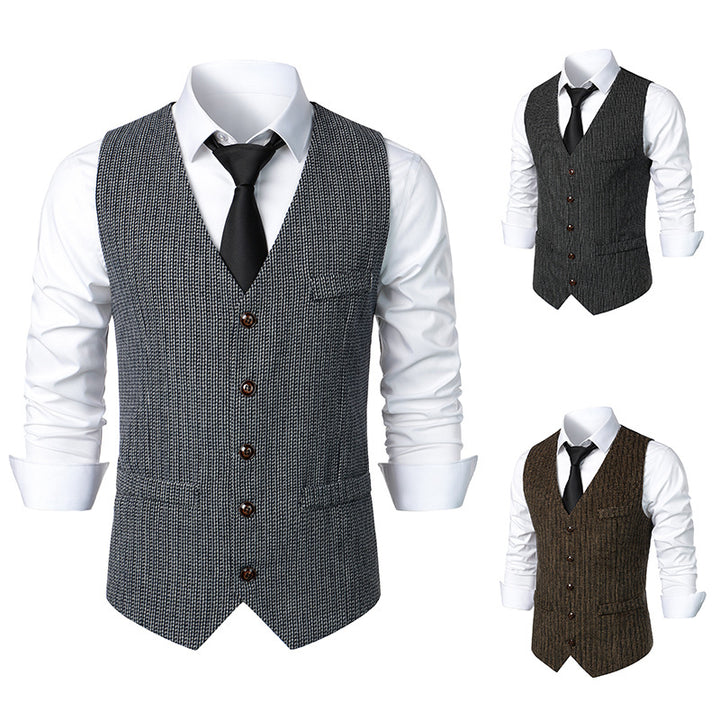 Men's Tailored Knit Vest with V-Neck and Continuous Button Placket Mune Fashion
