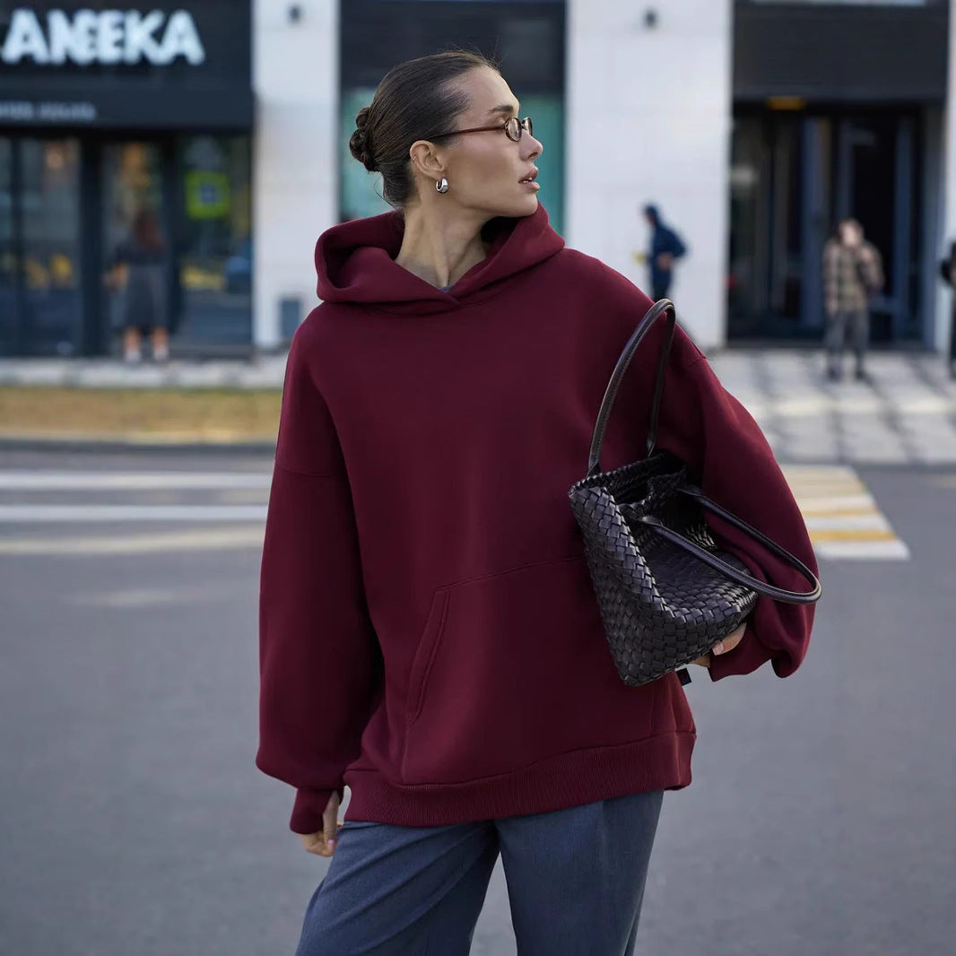 Women Oversized Hoodie with Extra Wide Cut and Kangaroo Pocket Mune Fashion
