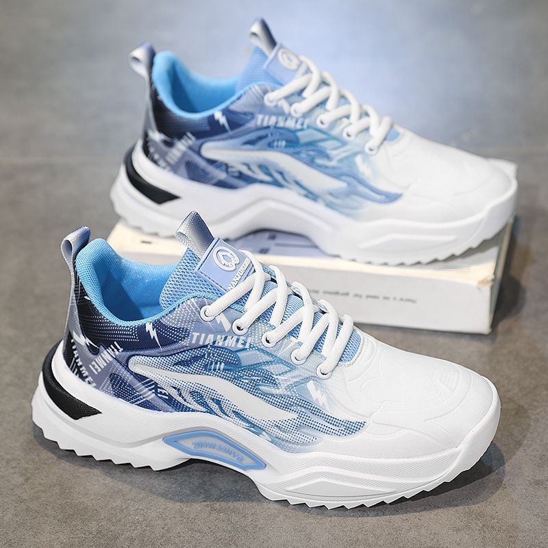 Women's sporty sneakers with modern graphic design and non-slip sole Mune Fashion
