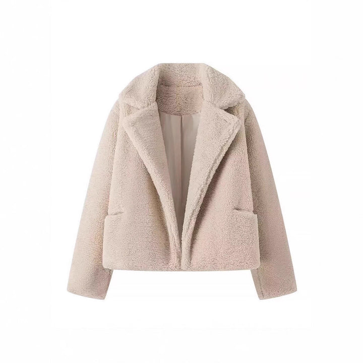 Women's teddy coat made of faux shearling with oversized collar Mune Fashion