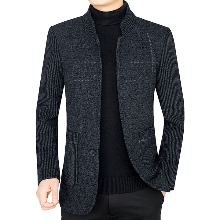 Men's knitted blazer with ribbed sleeves, stand-up collar and applied pockets Mune Fashion
