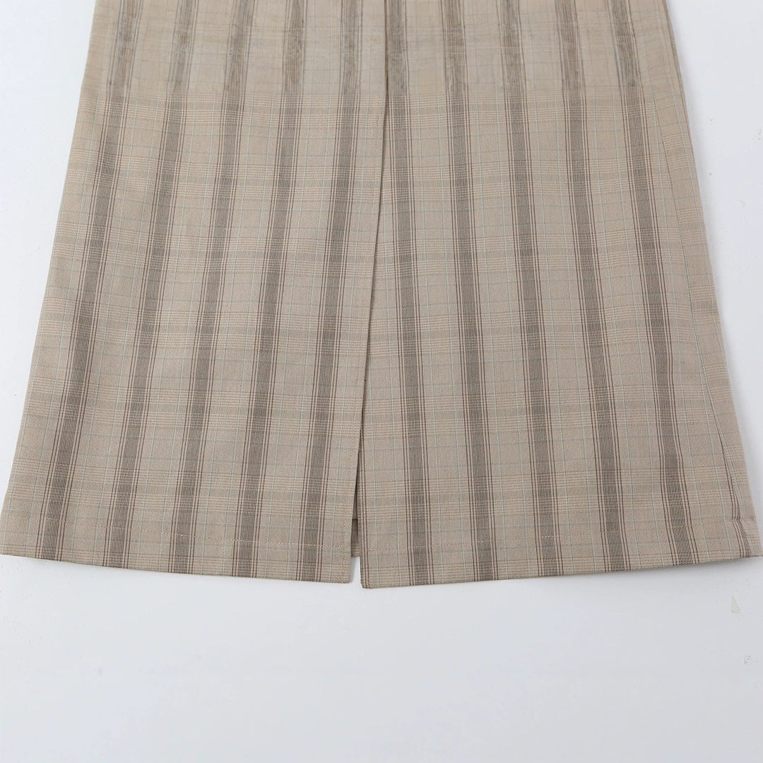 Women's Mid-Length Check Coat with Concealed Button Placket and Raglan Sleeves Mune Fashion