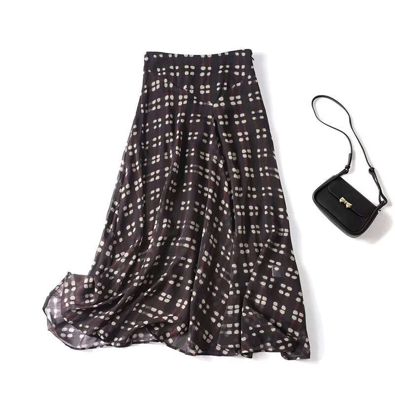 Women's flowing maxi skirt made of chiffon with geometric all-over print and high waist Mune Fashion
