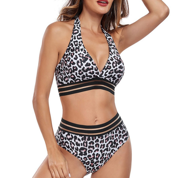 Women High-Waisted Bikini Set with Sporty Crop Top and Graphic Pattern Mune Fashion