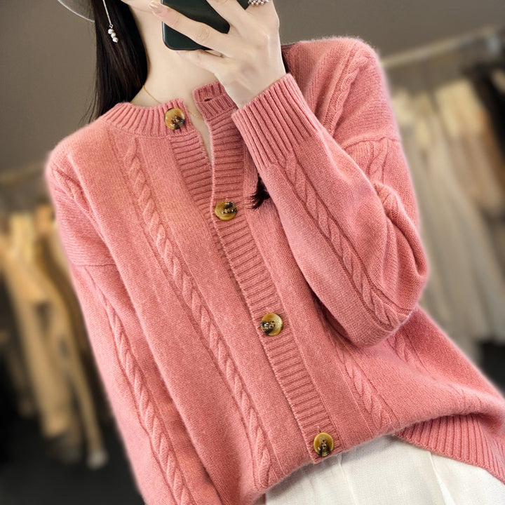Women's Cashmere-like Cable Knit Cardi with Round Neck and Horn Look Buttons Mune Fashion