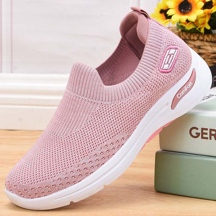 Women's seamless knit slip-on with elastic entry and shock-absorbing comfort sole Mune Fashion