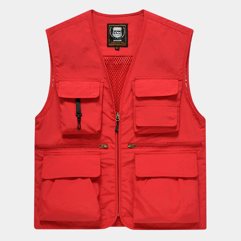 Men's multifunctional vest in expedition style with mesh inner lining and quick access pockets Mune Fashion