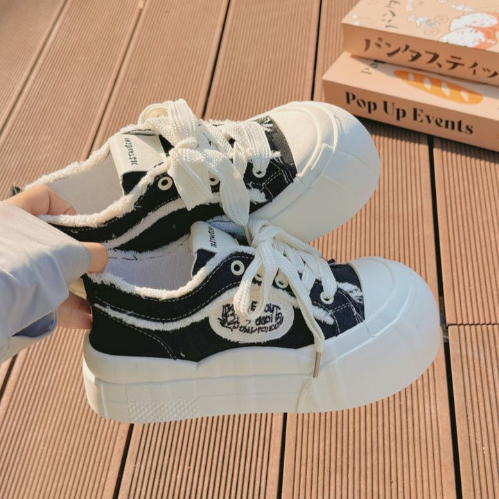 Women Stylish Chunky Sneakers with White Platform and Sturdy Upper Material Mune Fashion