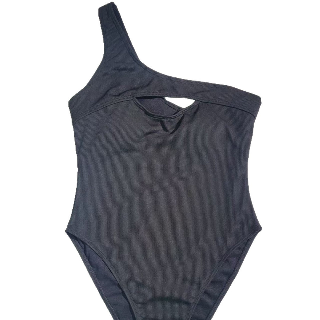 Women's One-Piece Swimsuit with Asymmetric Cut-Out and Sporty Design Mune Fashion