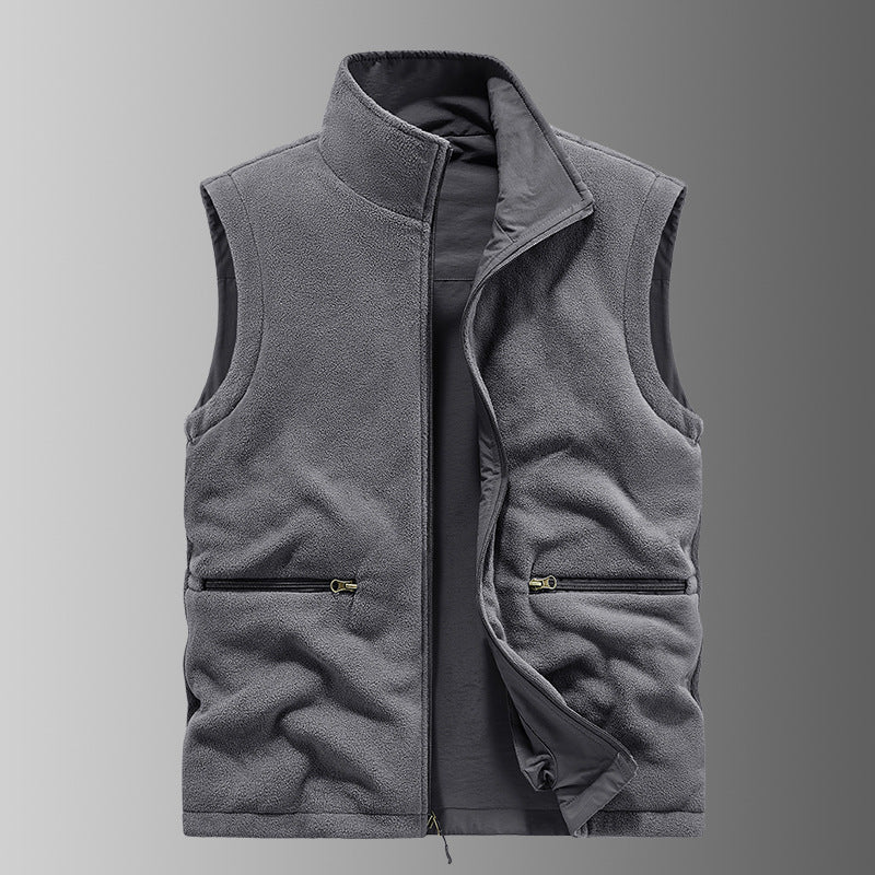 Men's padded utility vest with fleece lining, multi pockets and front zipper