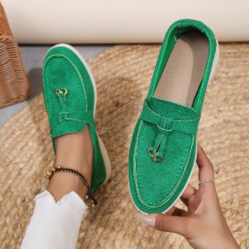 Women's comfortable Slip-On Loafer with decorative tassel trim and ergonomic rubber sole Mune Fashion