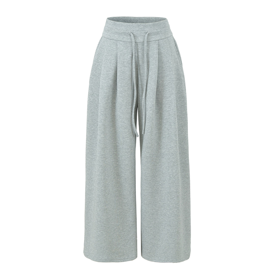 Women's wide culotte sweatpants with high waistband, drawstring and dividing seams