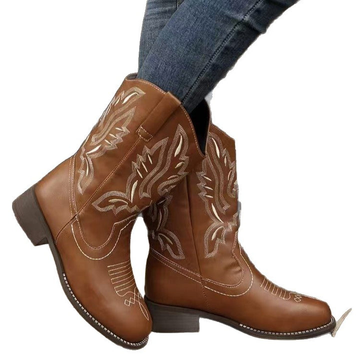 Ladies' Western cowboy boots with pointed toe, embroidered shaft, and medium block heel Mune Fashion
