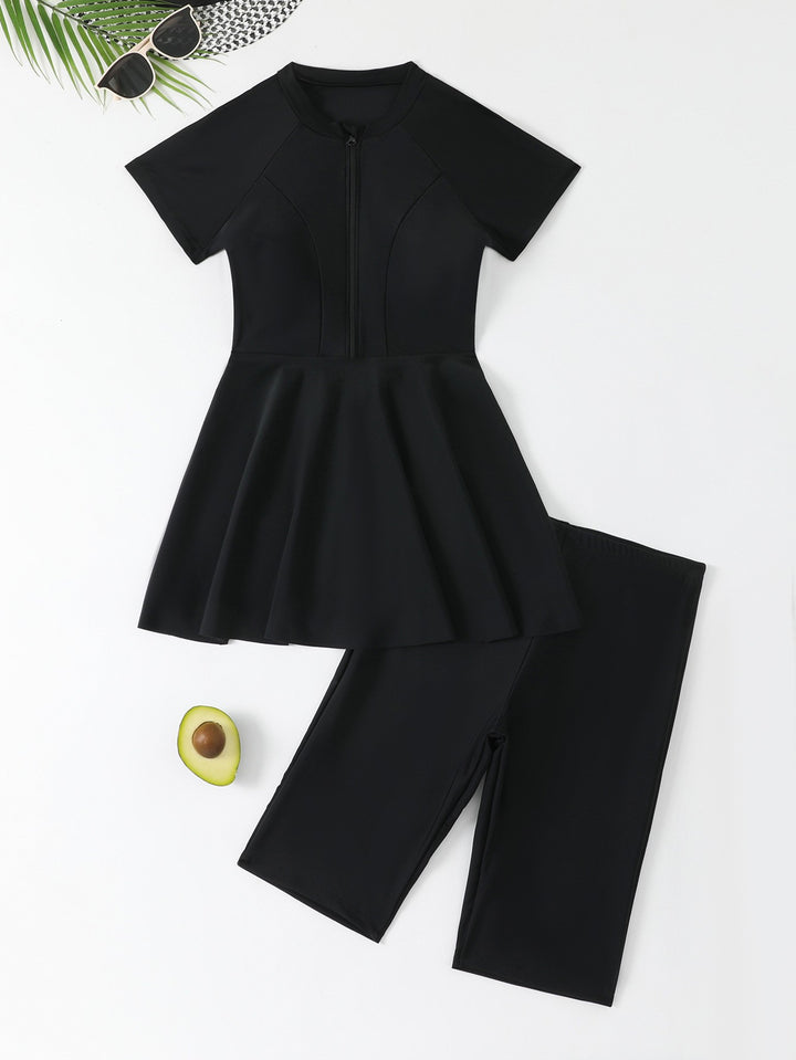 Women's sporty two-piece swimsuit with fashionable skirt and zipper Mune Fashion