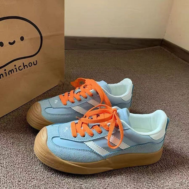 Women's Comfortable Sneakers with Breathable Surface Structure and Cushioning Sole Mune Fashion