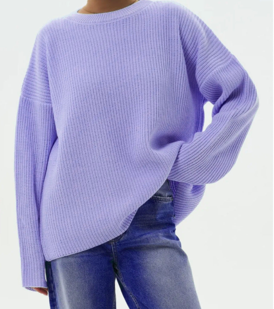 Women's Oversize Structured Knit Sweater with Round Neckline and Dropped Shoulder Mune Fashion