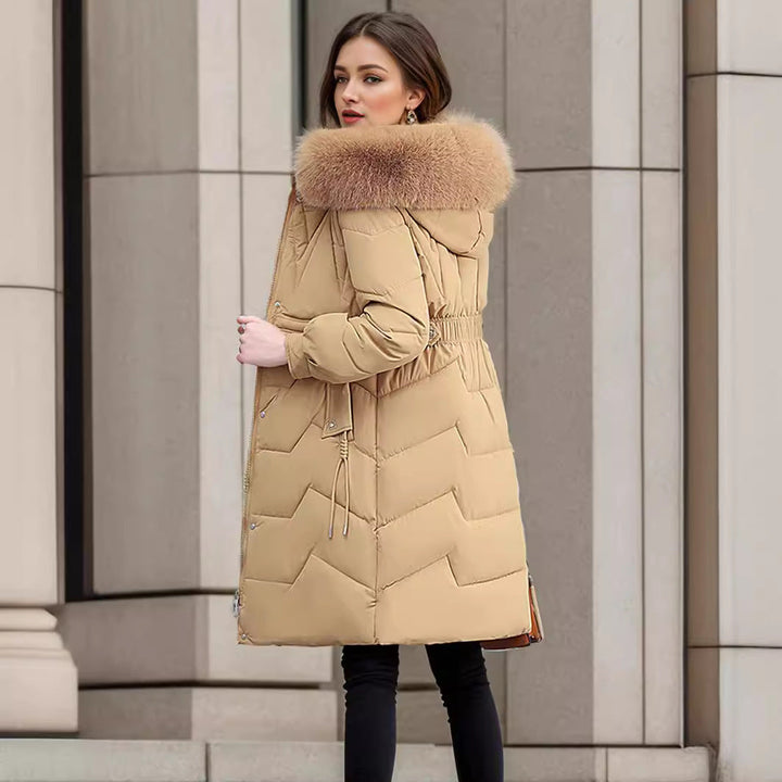 Ladies Elegant and Insulated Winter Coat with Detachable Faux Fur Collar Mune