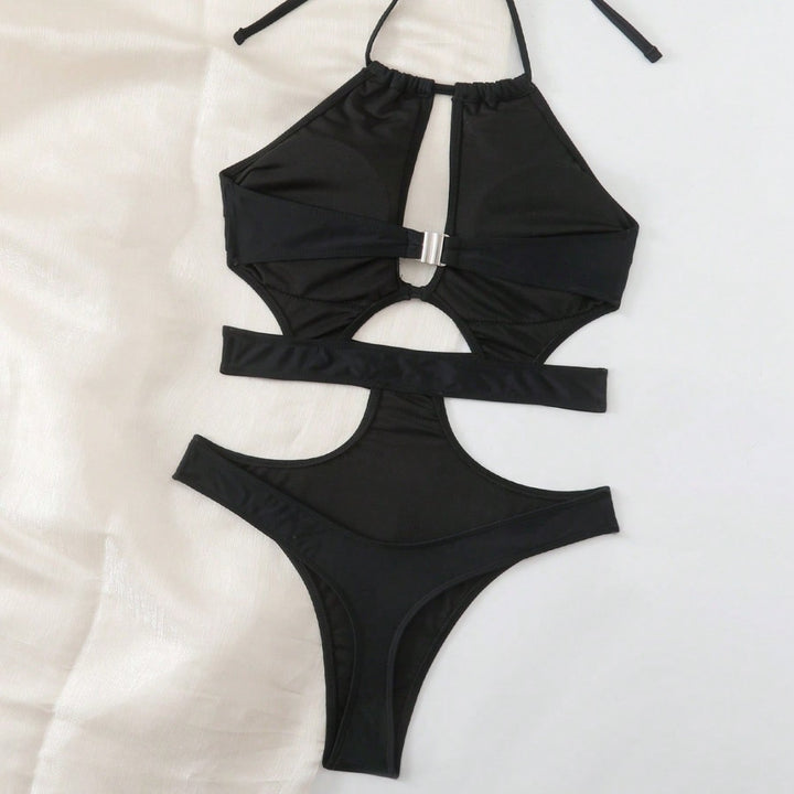 Ladies Triangle Bikini with stylish silhouette Mune Fashion