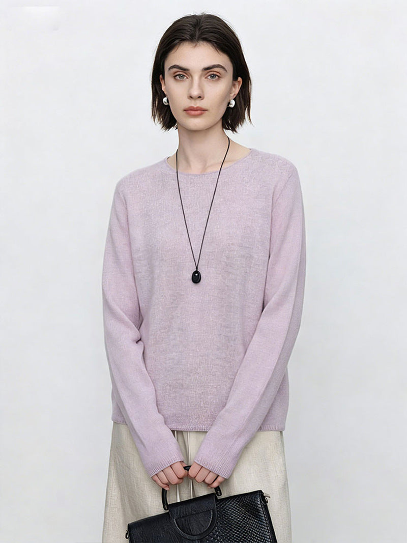 Women's fine round neck sweater made of soft fine knit with straight cut Mune Fashion