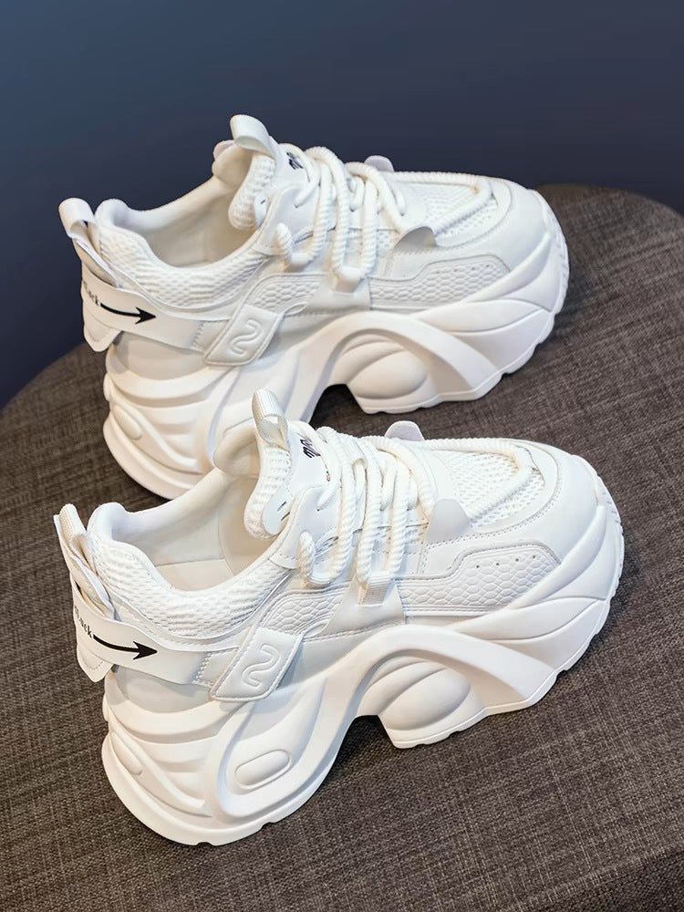Ladies sporty chunky sneakers with trendy profile and breathable construction Mune Fashion