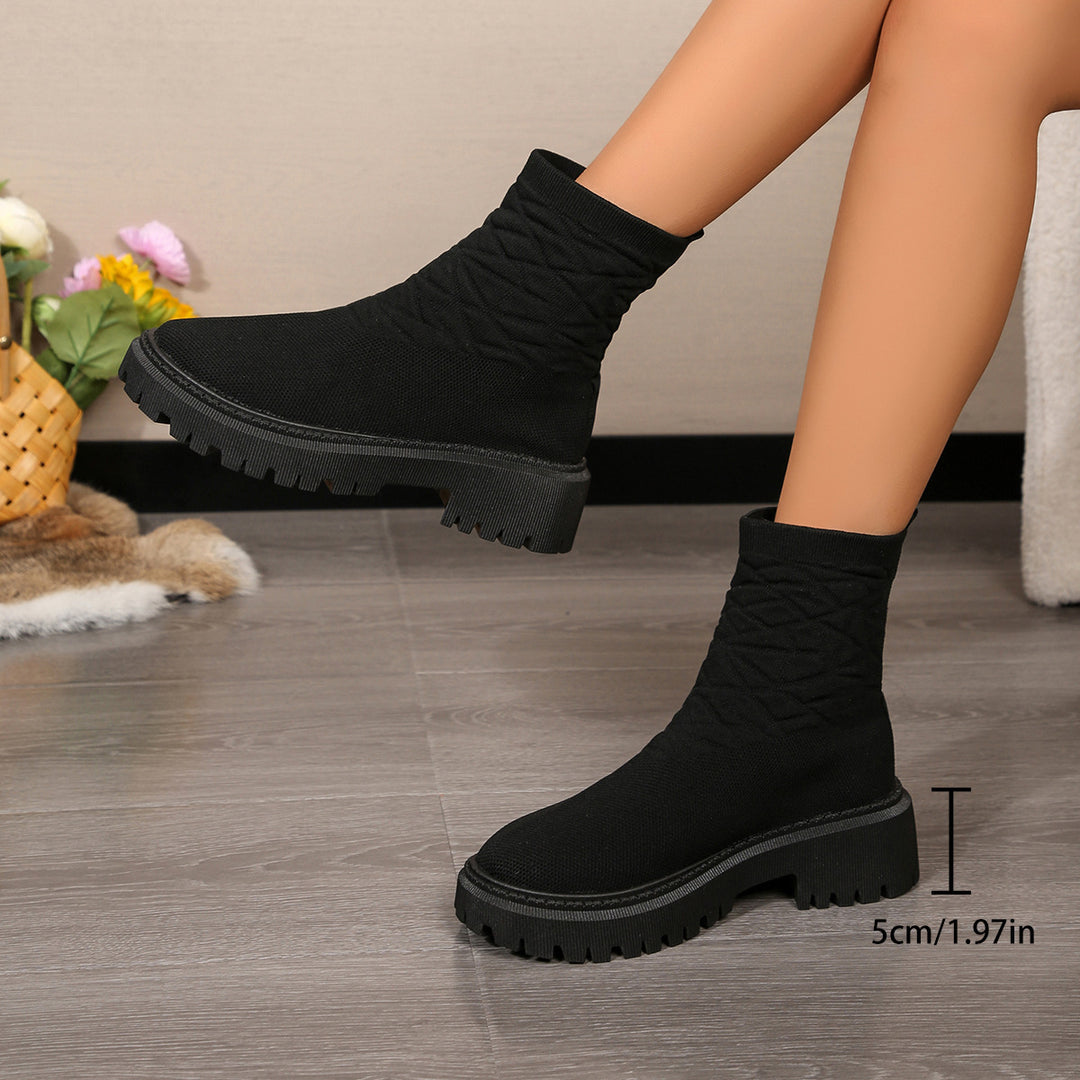 Women's Knit Sock Boots with Elastic Shaft and Chunky Lug Sole Mune Fashion