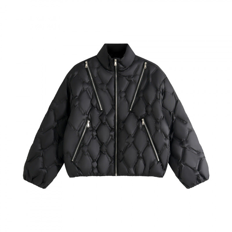 Unisex short cut quilted jacket in boxy cut with diamond quilting and diagonal zip pockets Mune Fashion