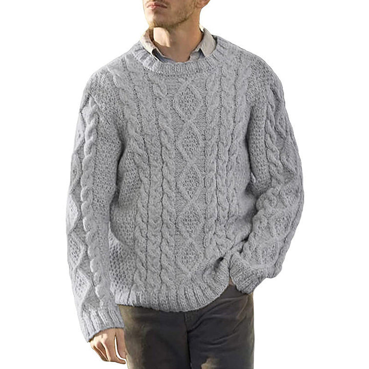 Men's Chunky Knit Sweater with Classic Cable Pattern Mune