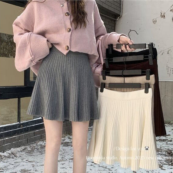 Women's pleated skirt with elastic waistband Mune Fashion