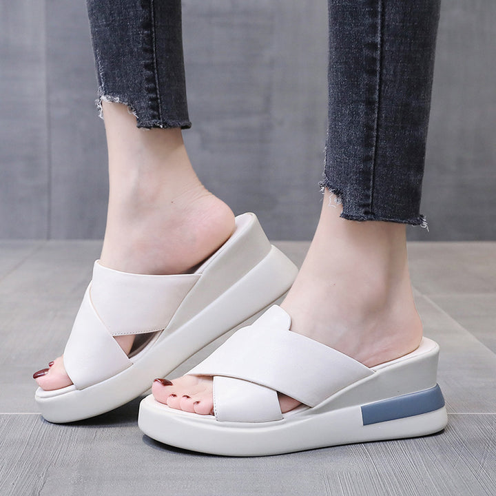 Women's city comfort wedge slippers with ergonomic viscoelastic footbed and seamless synthetic upper Mune Fashion