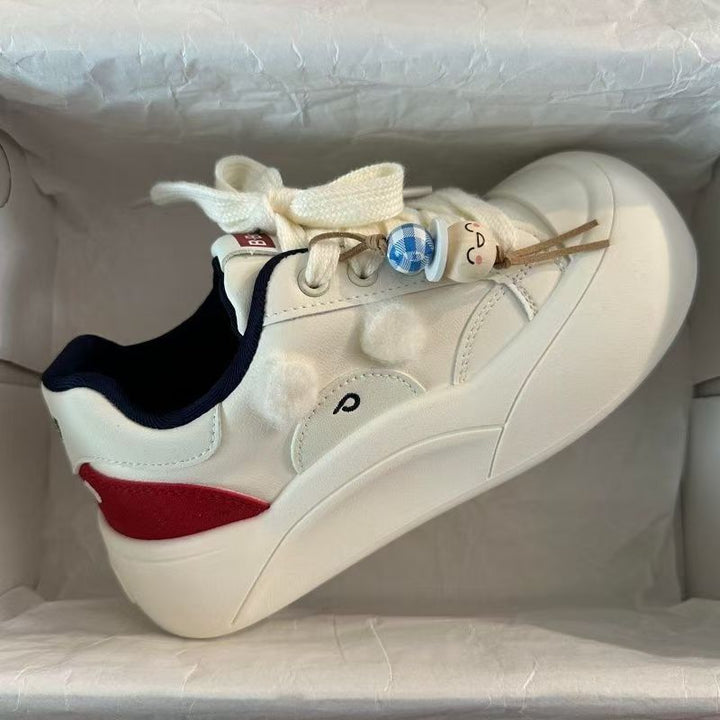 Ladies sneakers with playful details and unique applications Mune Fashion