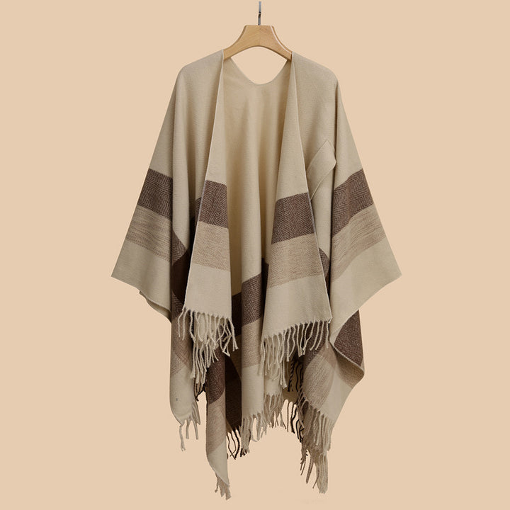 Women's cape poncho made of wool blend with sleeve slits, open front and fringe hem Mune Fashion