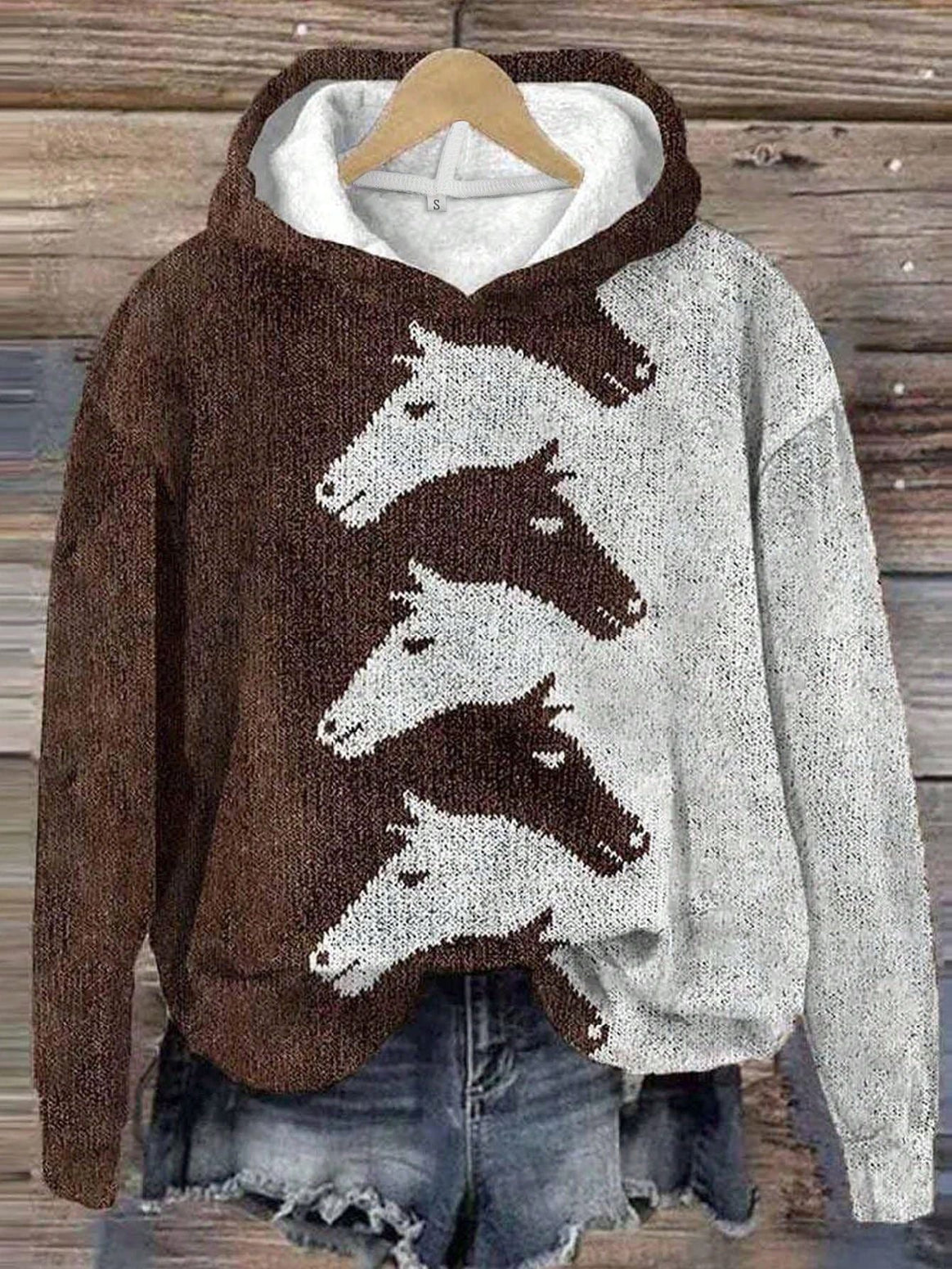 Women's Hoodie with Creative Horse Pattern and Comfortable Fit Mune