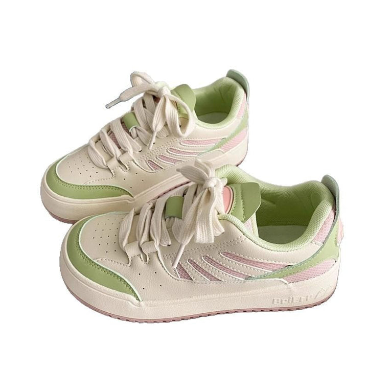 Women’s sporty sneakers with breathable structure and fashionable accents Mune Fashion