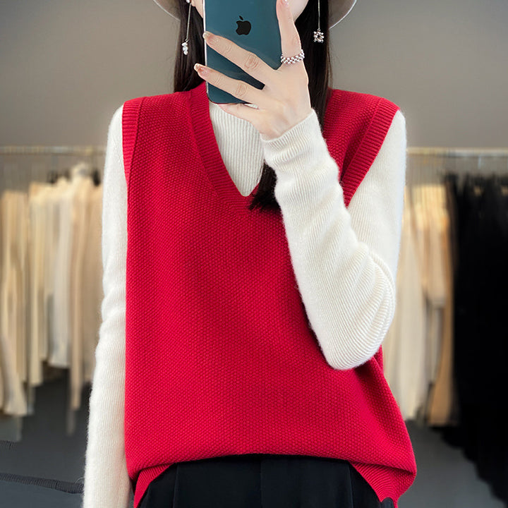 Ladies Oversize Knit Vest with Deep V-Neck and Fine Structure Mune Fashion