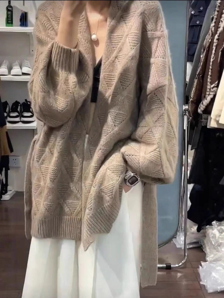 Women's Oversized Cardigan in Mohair Look with Cable Pattern Mune Fashion