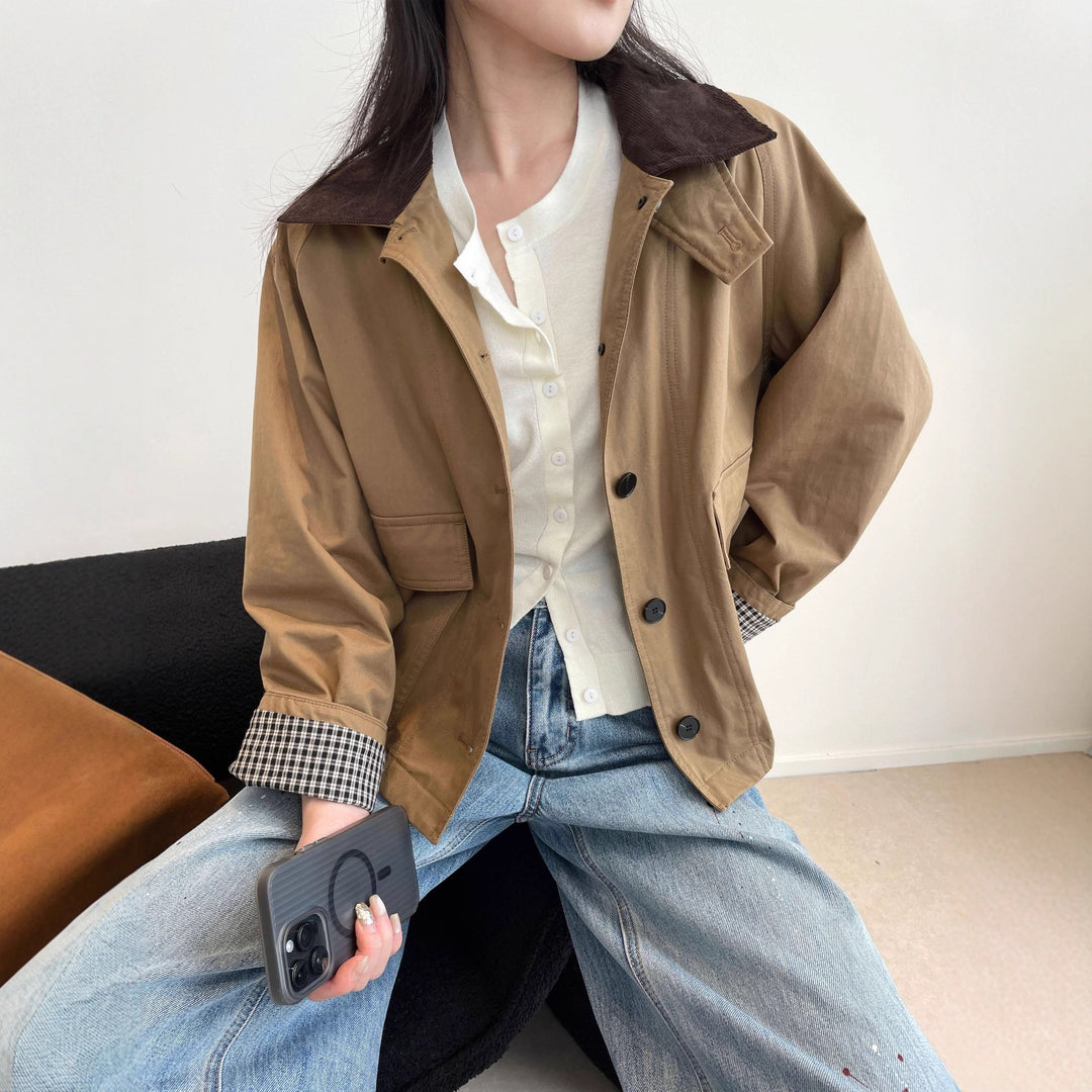 Women's short jacket in worker style with cord collar and patch pockets Mune Fashion
