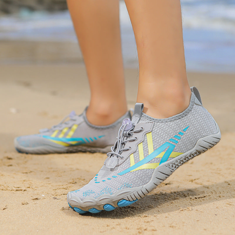 Unisex nan ultralight aqua shoes with toe-close flex profile, non-slip rubber sole and quick-release closure Mune Fashion