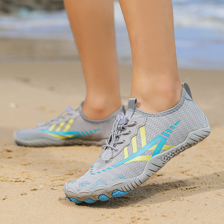 Unisex nan ultralight aqua shoes with toe-close flex profile, non-slip rubber sole and quick-release closure Mune Fashion