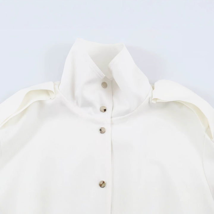 Women's short jacket in oversized bomber style with high stand-up collar and shoulder patches Mune Fashion