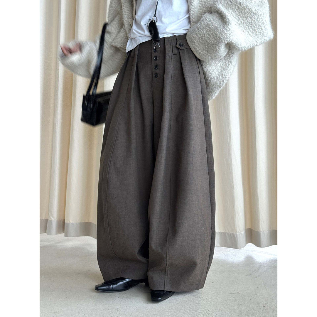 Women wide pants with high waist and decorative button placket Mune Fashion