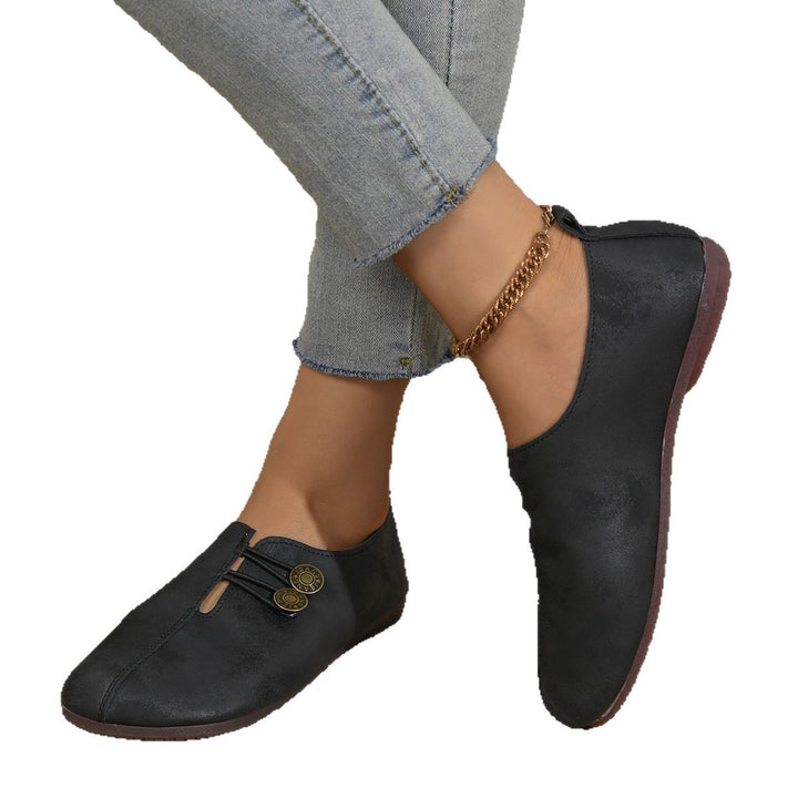 Women's cozy leather-look slip-ons with elastic decorative cord and square toe area Mune Fashion