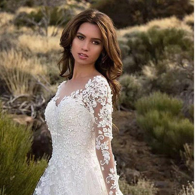 Mune | Elegant White Bridal Wedding Dress
