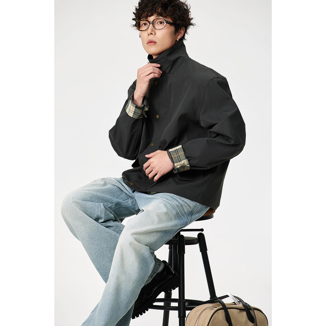 Men's Short-Cut Canvas Field Jacket with Cord Collar and Concealed Snap Placket Mune Fashion
