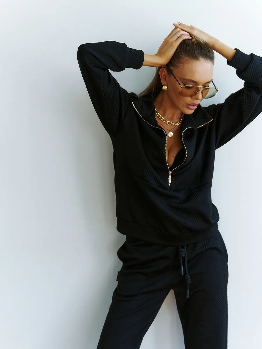 Women's padded lounge suit with half zip and elastic comfort pants Mune Fashion