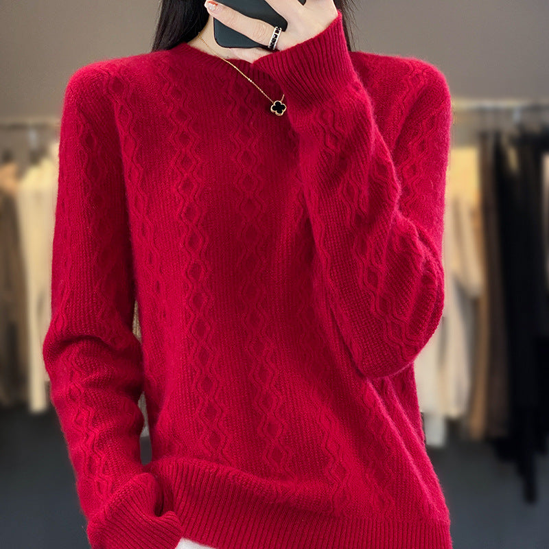 Women's cable pattern fine knit sweater with fine texture and boxy silhouette Mune Fashion