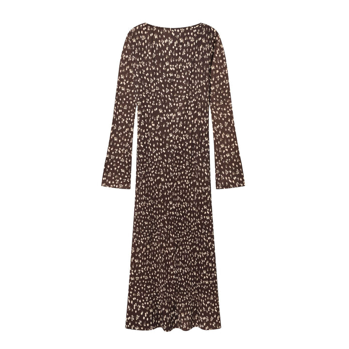 Ladies' pleated midi dress with deep V-neck and tailored empire fit Mune Fashion